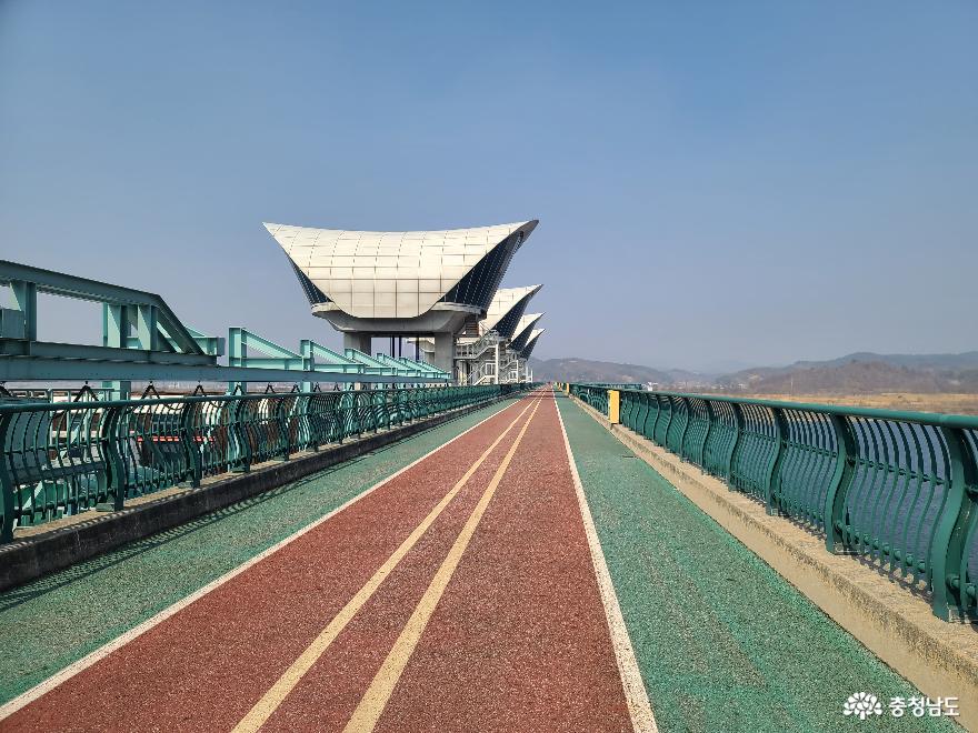 > > >충남관광 충남관광