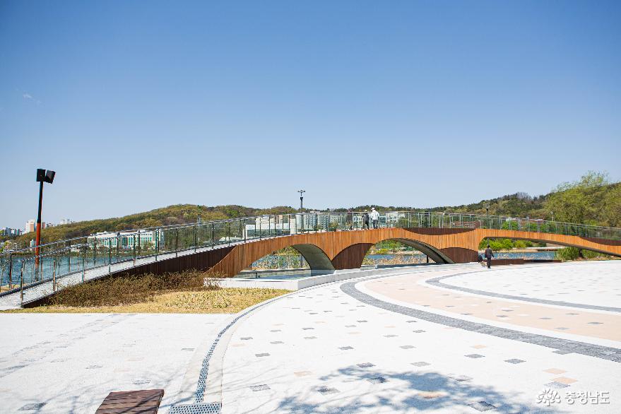 천안 천호지 공원 다섯 개의 마당으로 새롭게 떠오르다. 사진