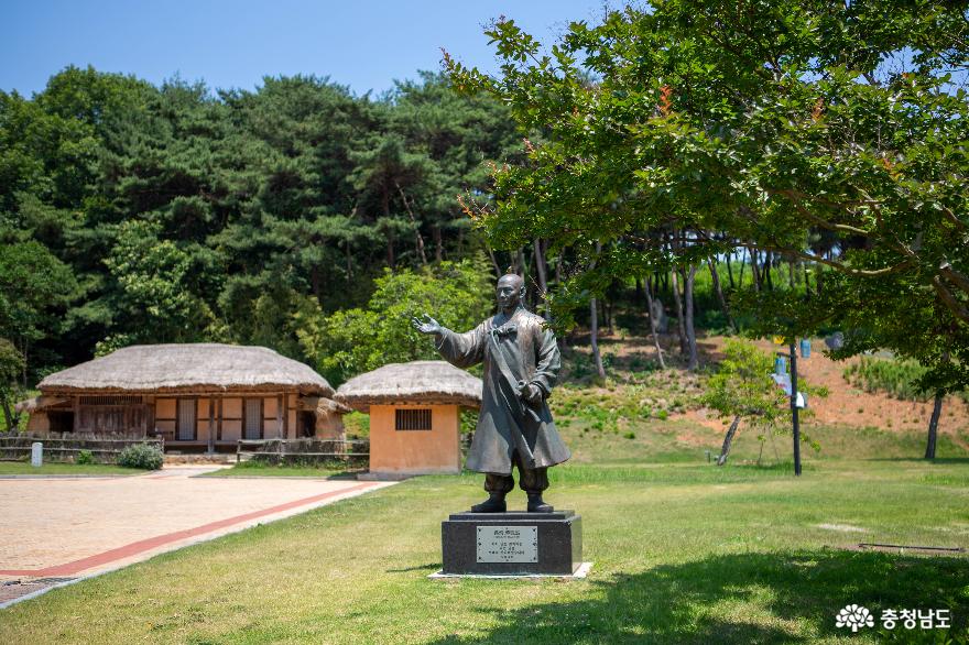 홍성 김좌진 장군 & 만해 한용운 기념관과 생가지 그리고 역사공원 사진