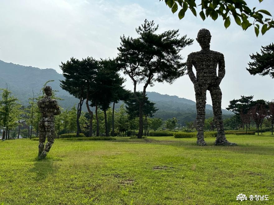 충남 내포신도시 가볼만 한 곳 '홍예공원' 사진