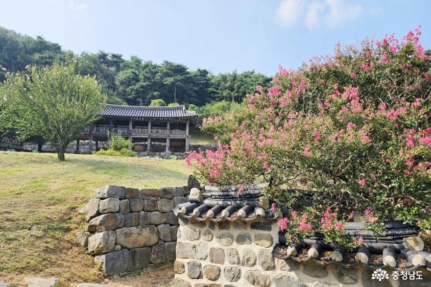조선시대 역사가 숨 쉬는 논산 종학당과 명재고택