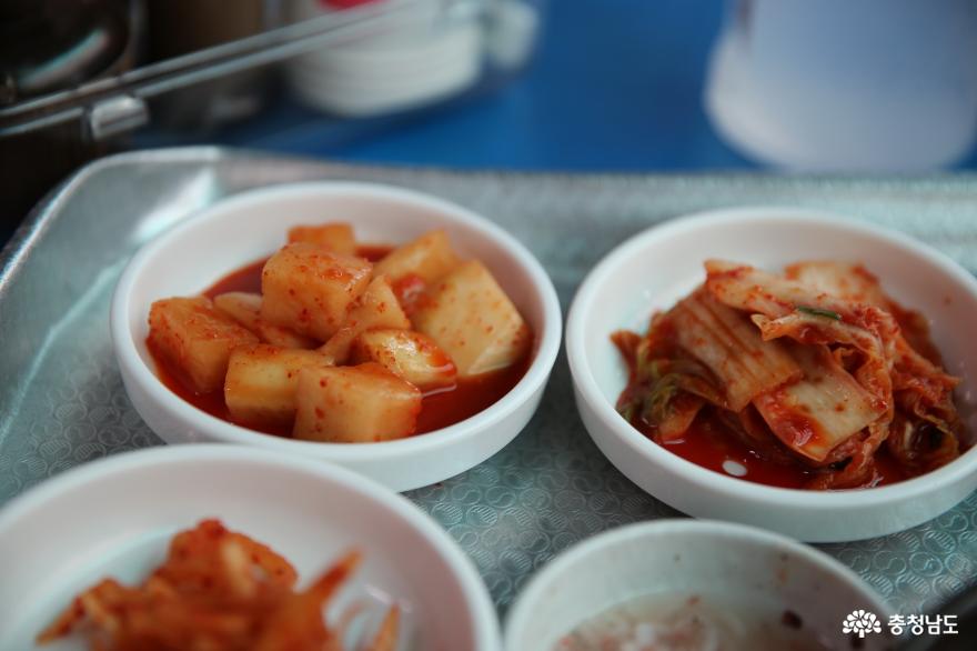 홍성전통시장에서 만난 착한가격의 음식점의 소머리국밥 사진