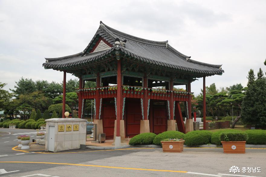 서울과 같은 한자를 쓰는 서산의 옛 이름 서령군의 역사