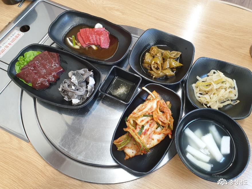 광시한우마을 모범음식점에서 육회비빔밥 한 그릇 사진