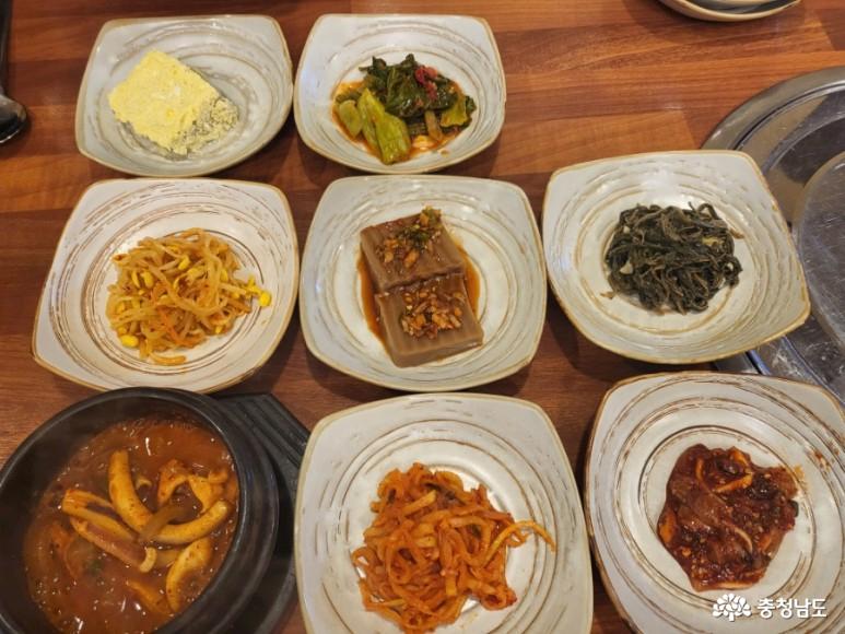 정겨운 집밥이 그리울 땐 계룡 맛집 시골 마당 사진