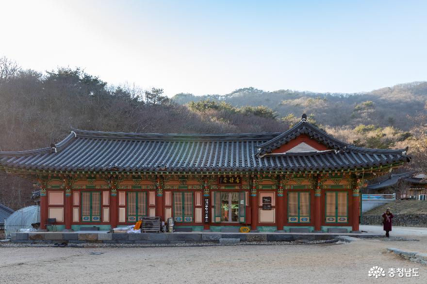 > > >충남관광 충남관광