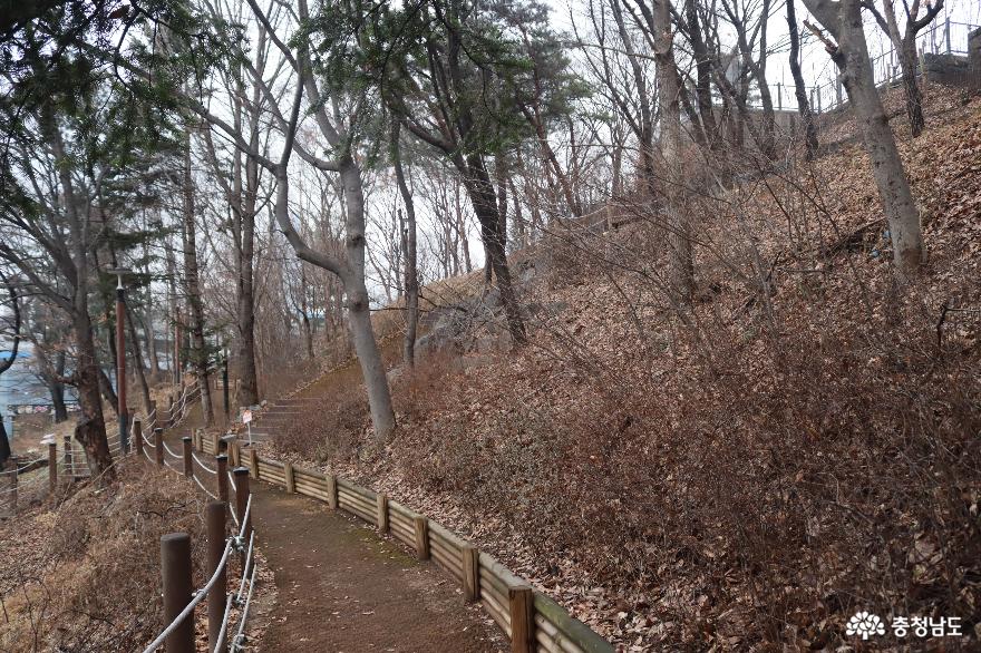 역사적전설이깃든천안남산공원 12