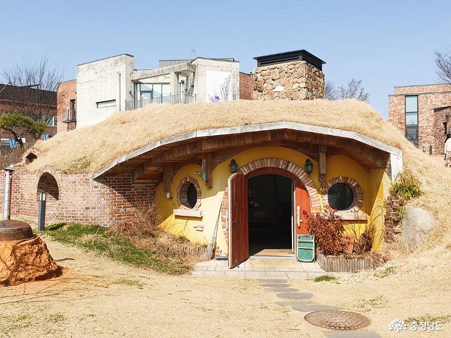 빵순이들의 성지, 천안 뚜쥬루빵돌가마마을 사진