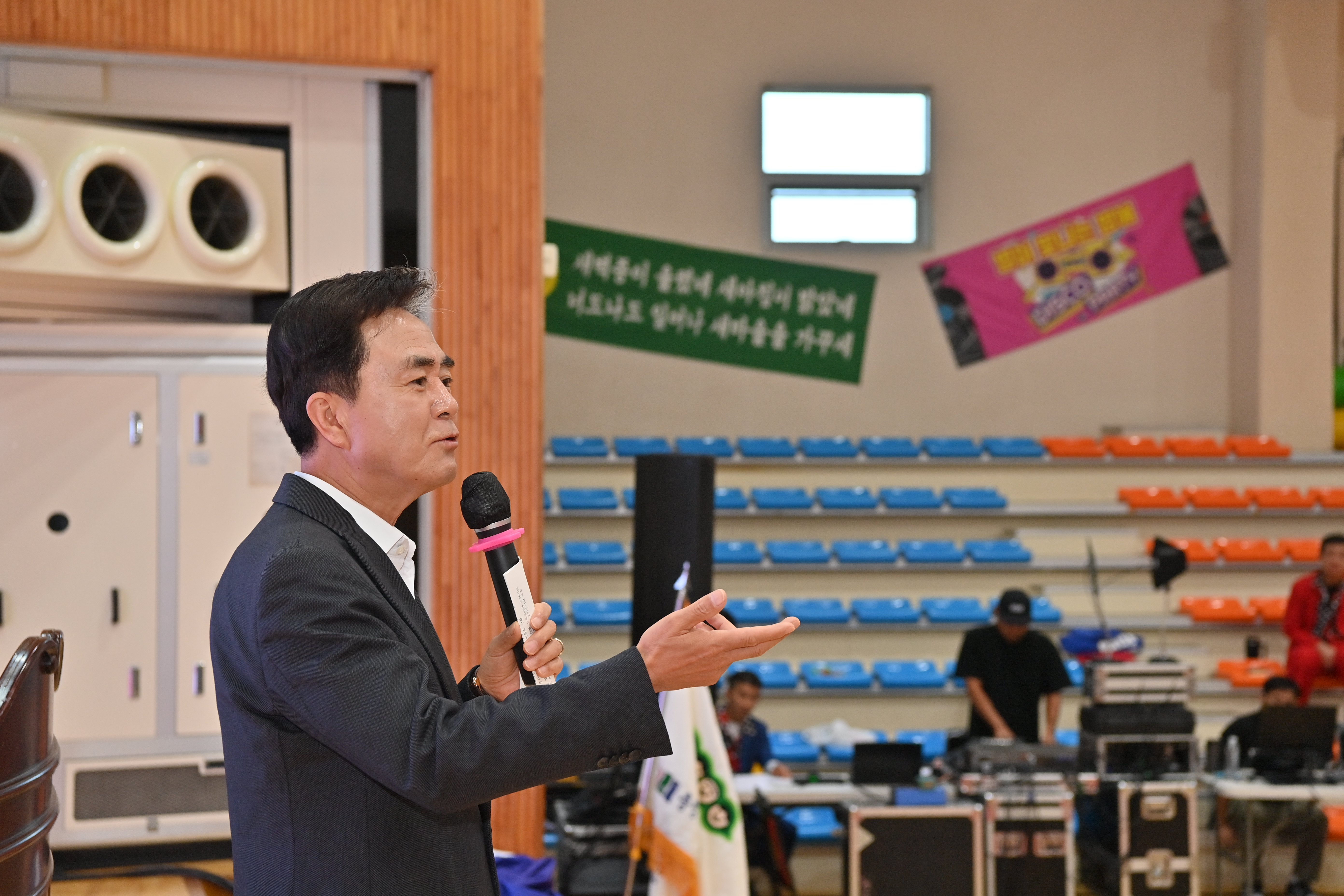 김태흠 도지사는 18일 논산 국민체육센터에서 열린 '충남공공형어린이집연합회 화합의 축제'에 참석했다. 관련사진 6