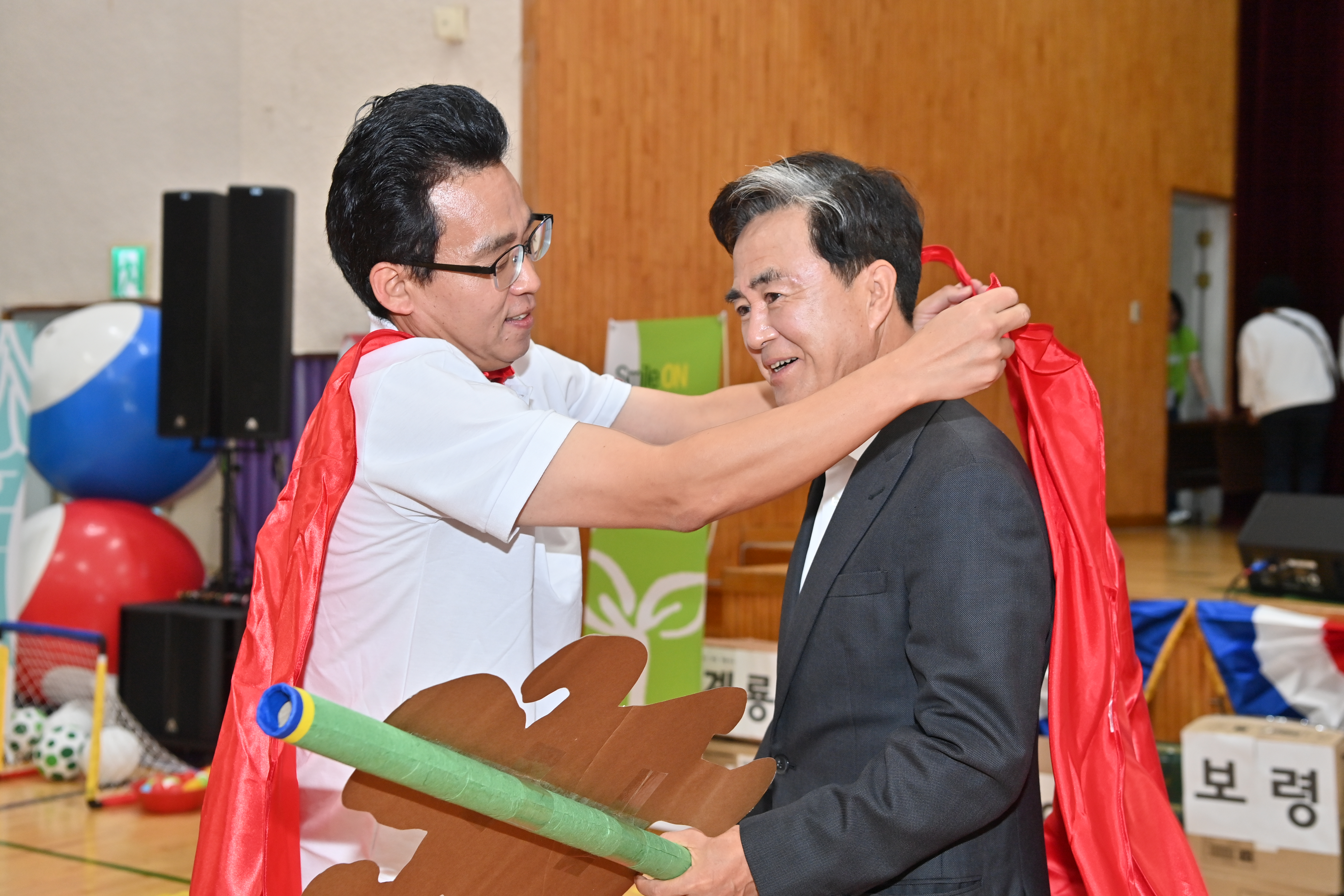 김태흠 도지사는 18일 논산 국민체육센터에서 열린 '충남공공형어린이집연합회 화합의 축제'에 참석했다. 관련사진 5