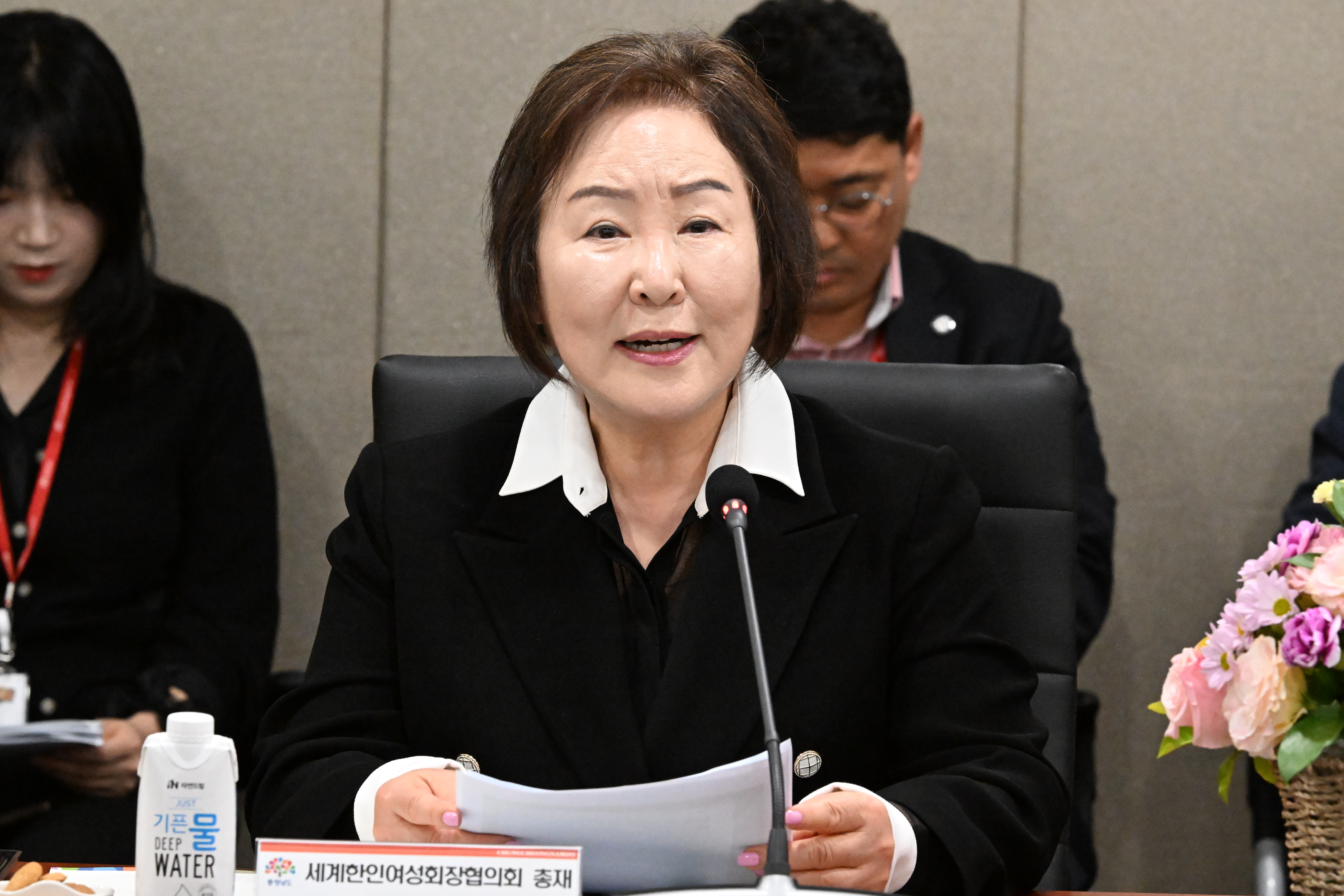김태흠 도지사는 12일 도청 상황실에서 열린 '(사)세계한인여성회장협의회 업무협약식'에 참석했다. 관련사진 3
