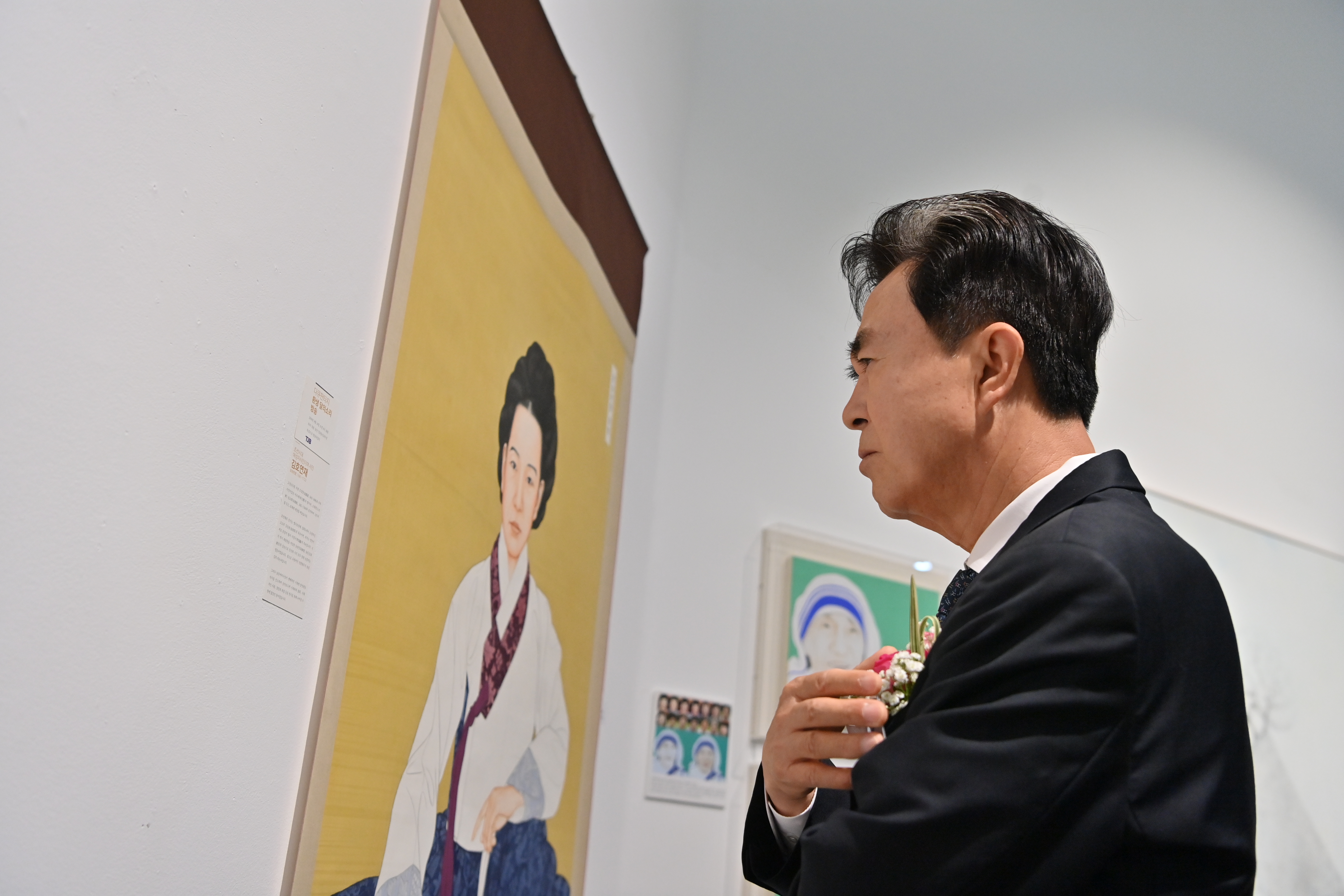 김태흠 도지사는 13일 TJB대전방송 로비에서 열린 'TJB 창사 30주년 기념식 및 특별기획전'에 참석했다. 관련사진 10