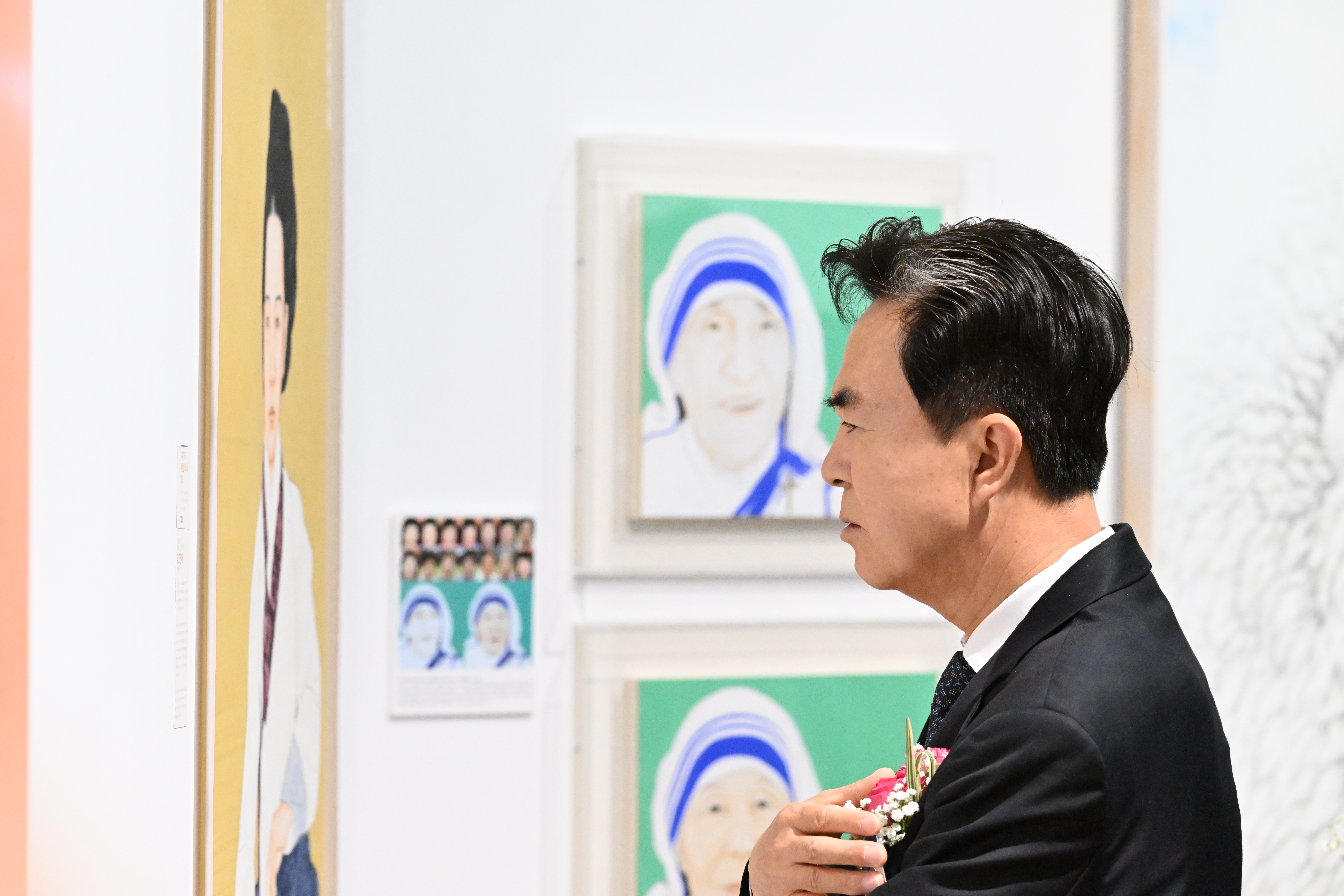 김태흠 도지사는 13일 TJB대전방송 로비에서 열린 'TJB 창사 30주년 기념식 및 특별기획전'에 참석했다. 관련사진 5