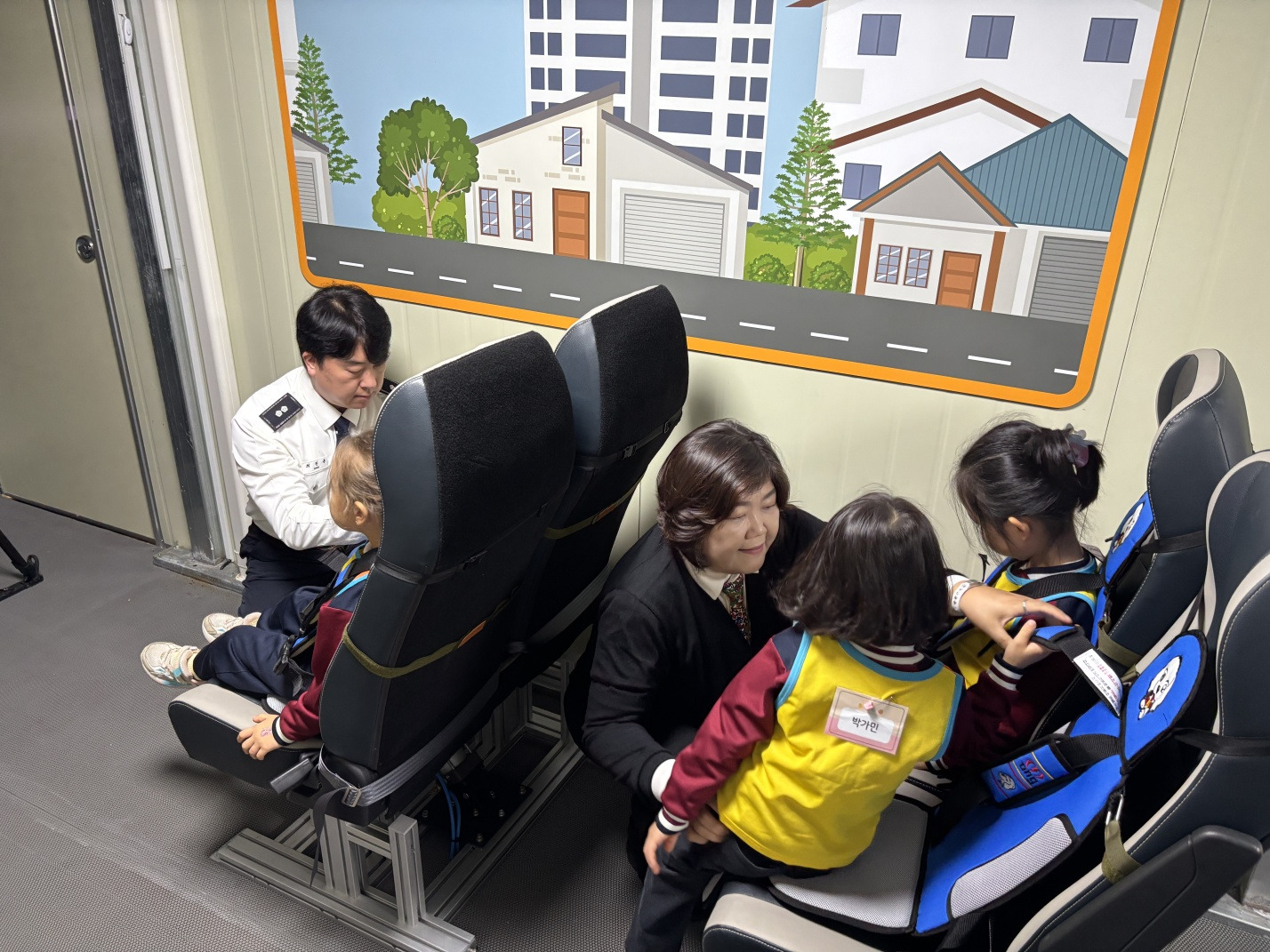 찾아가는 교통안전 교육(어린이) 관련사진 3