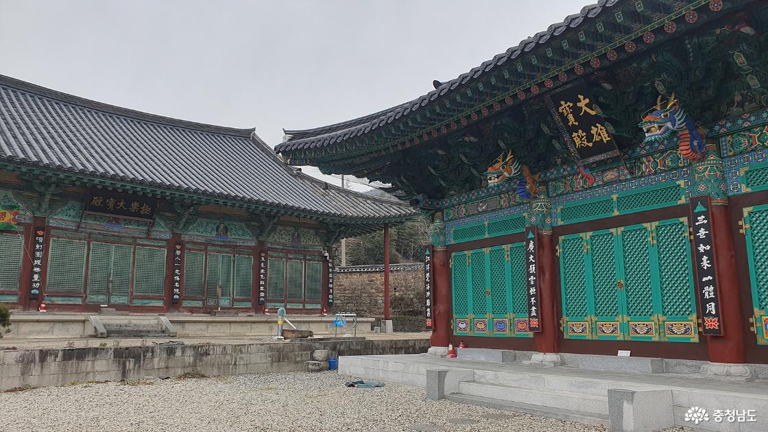 대웅보전과 극락대보전