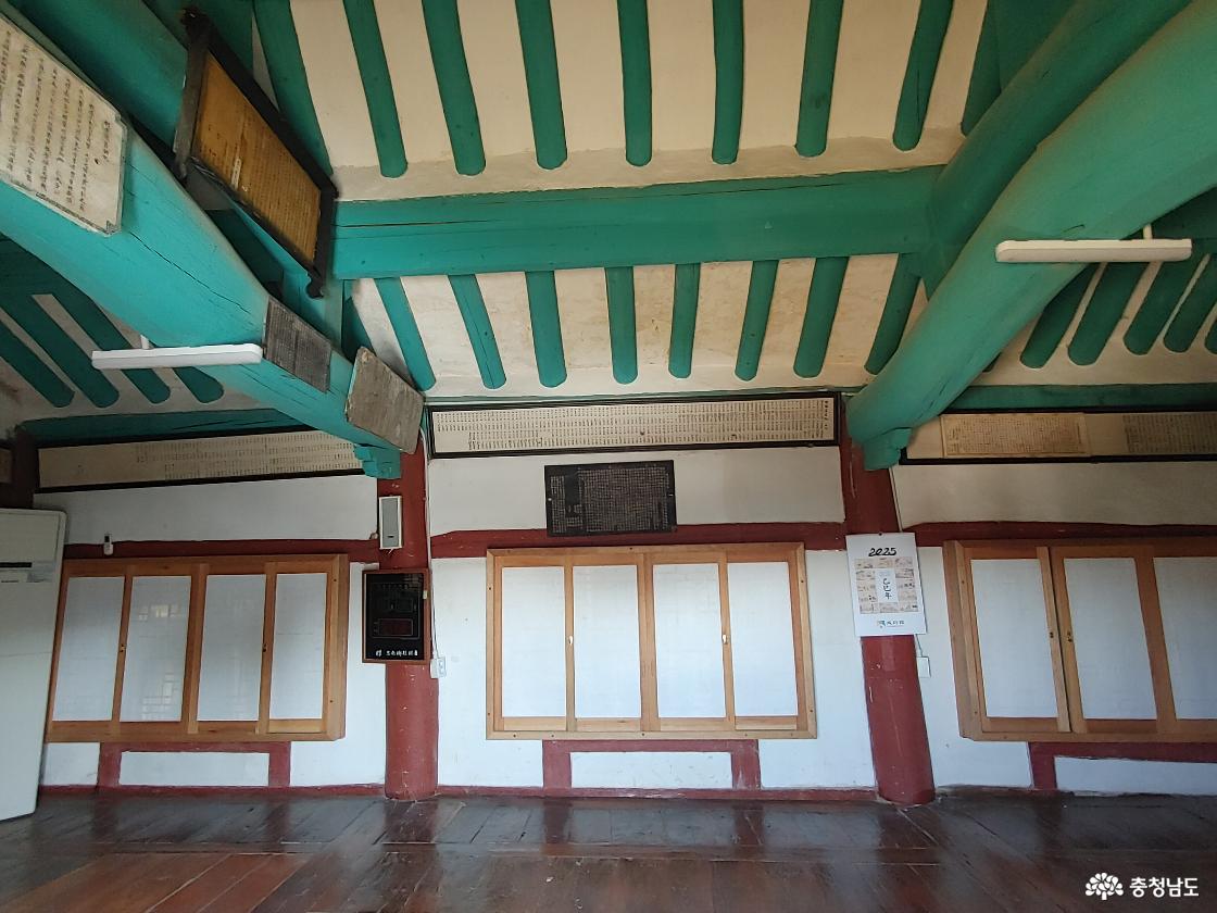 명륜당 내부 모습