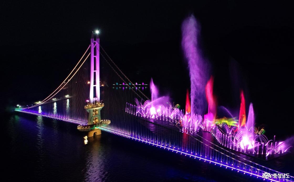 (礼山)礼唐湖つり橋&音楽噴水