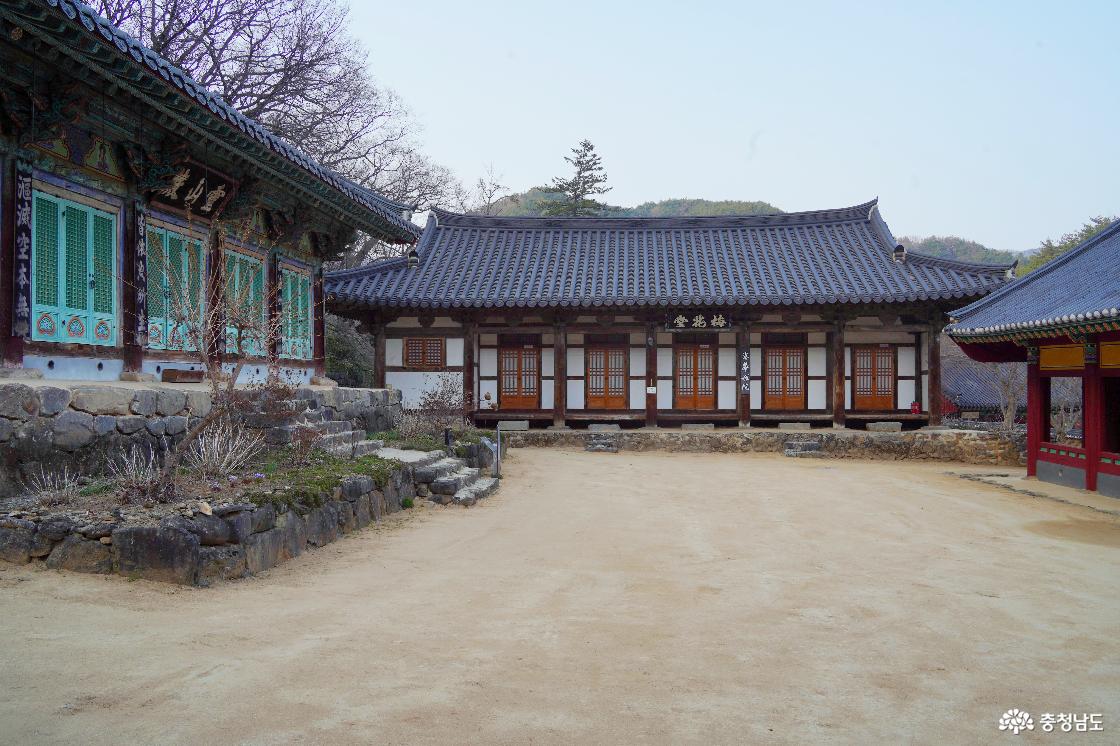 마곡사 매화당(梅花堂)