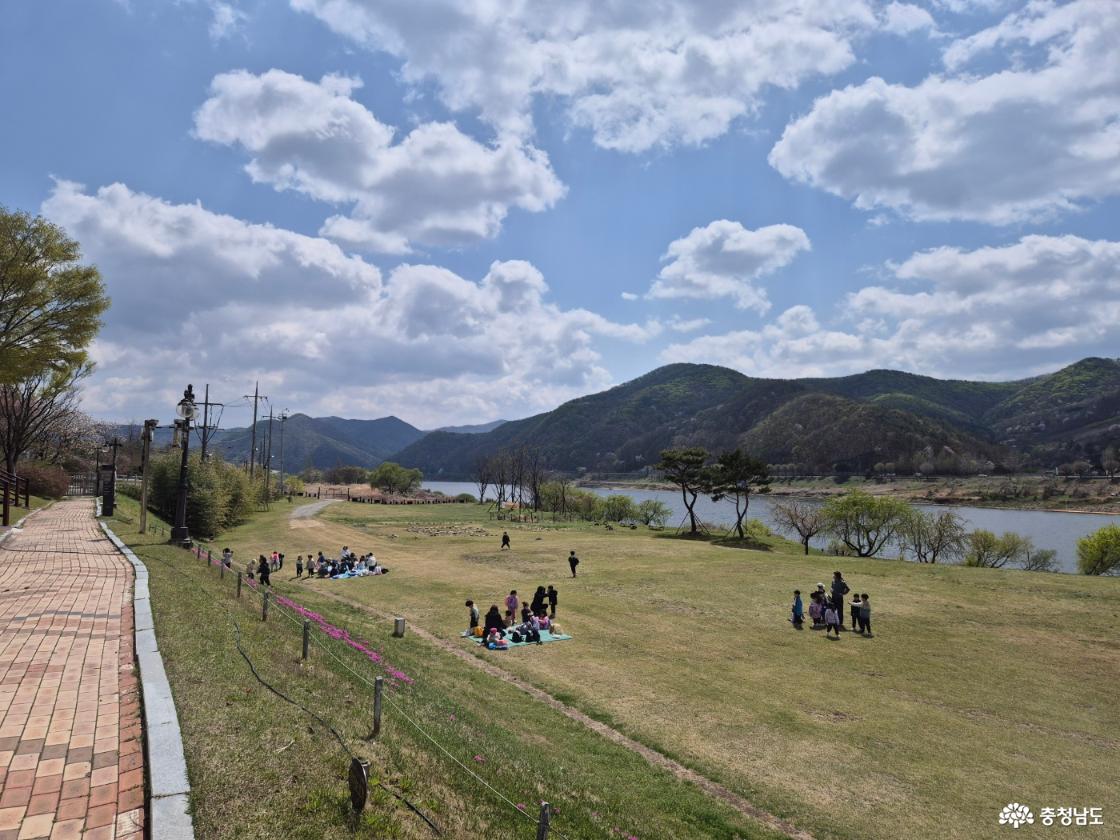 구석기유물의 산실 공주석장리박물관