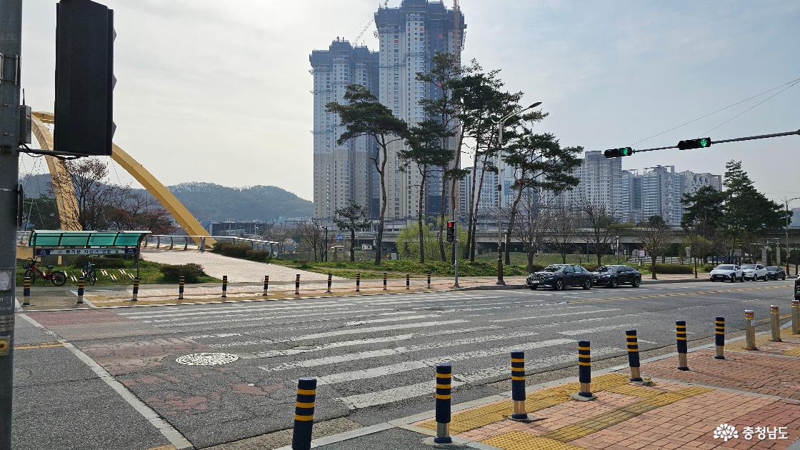 천안아산역 인근 산책하기 좋은, 지산체육공원 및 장재천호수공원