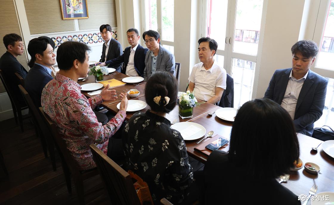 홍진욱 주싱가포르 대한민국 대사 접견