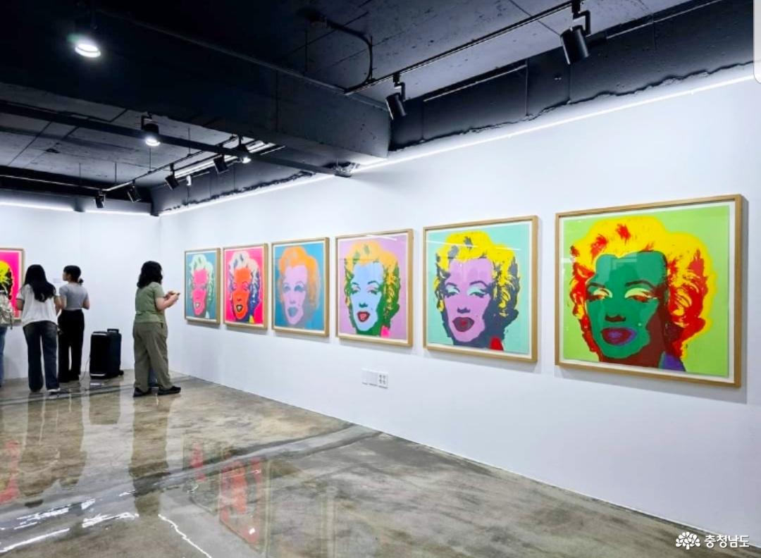 갤러리 '눈'의 개막전으로 '미술의 도시 뉴욕전'이 개최됐다.