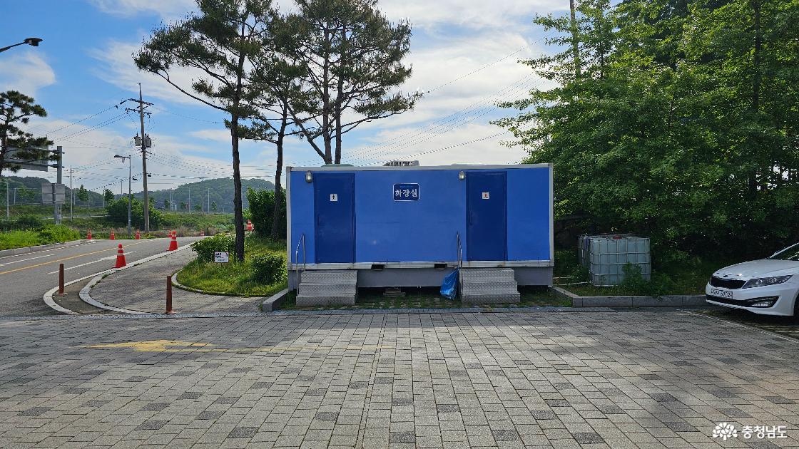 곡교천 은행나무길 공영주차장 내 화장실