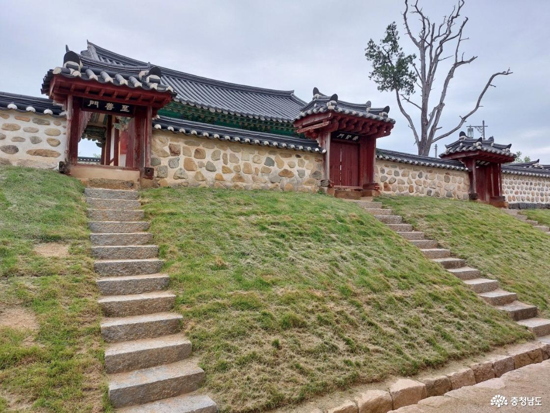 내삼문