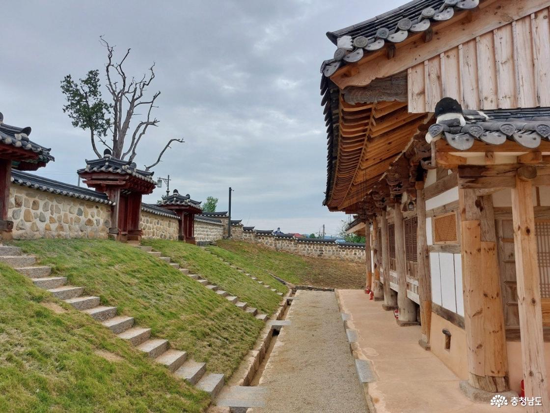 내삼문
