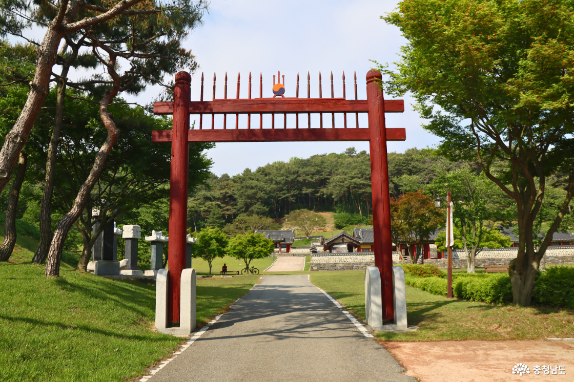문헌서원 입구