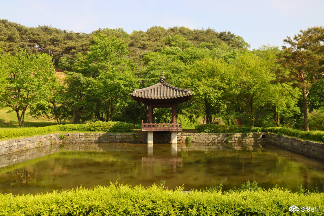 문헌서원 연지