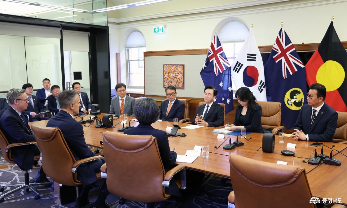 남호주 주총리 접견