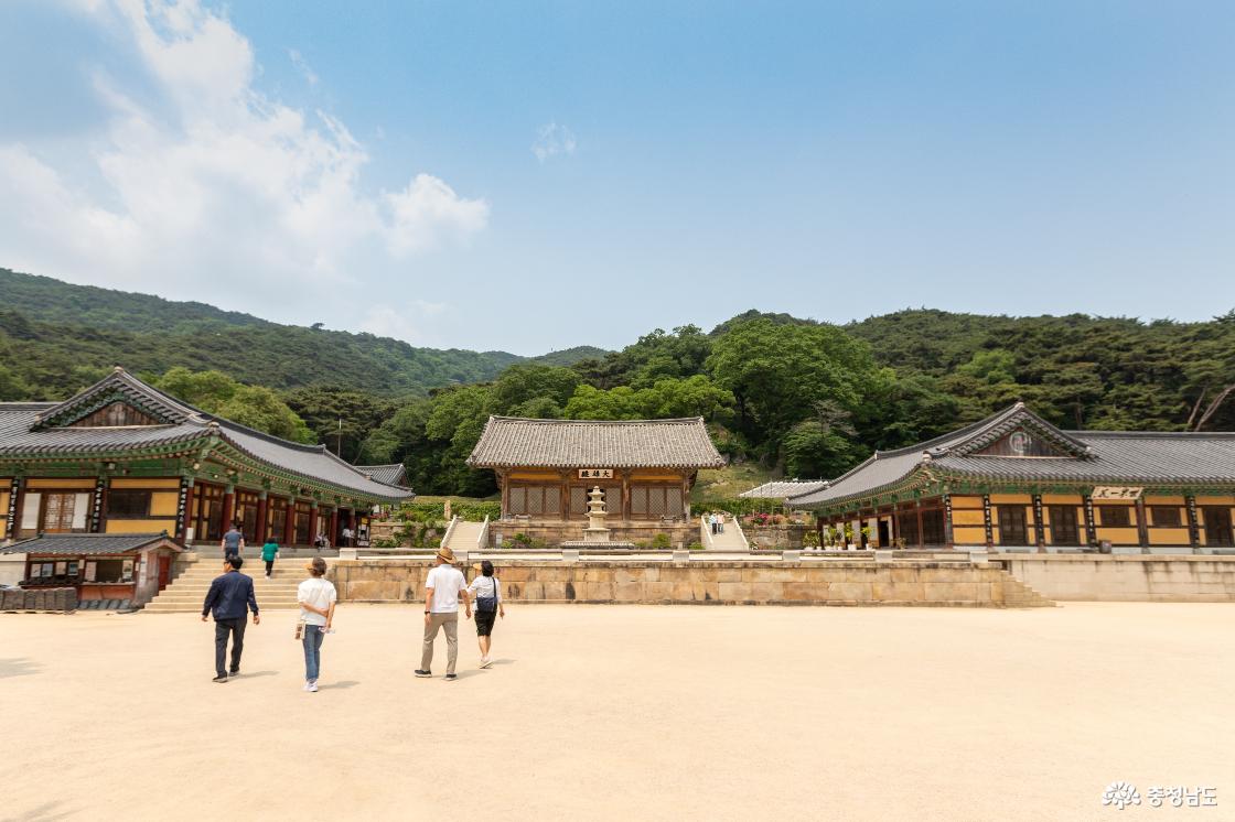 수덕사 사천왕