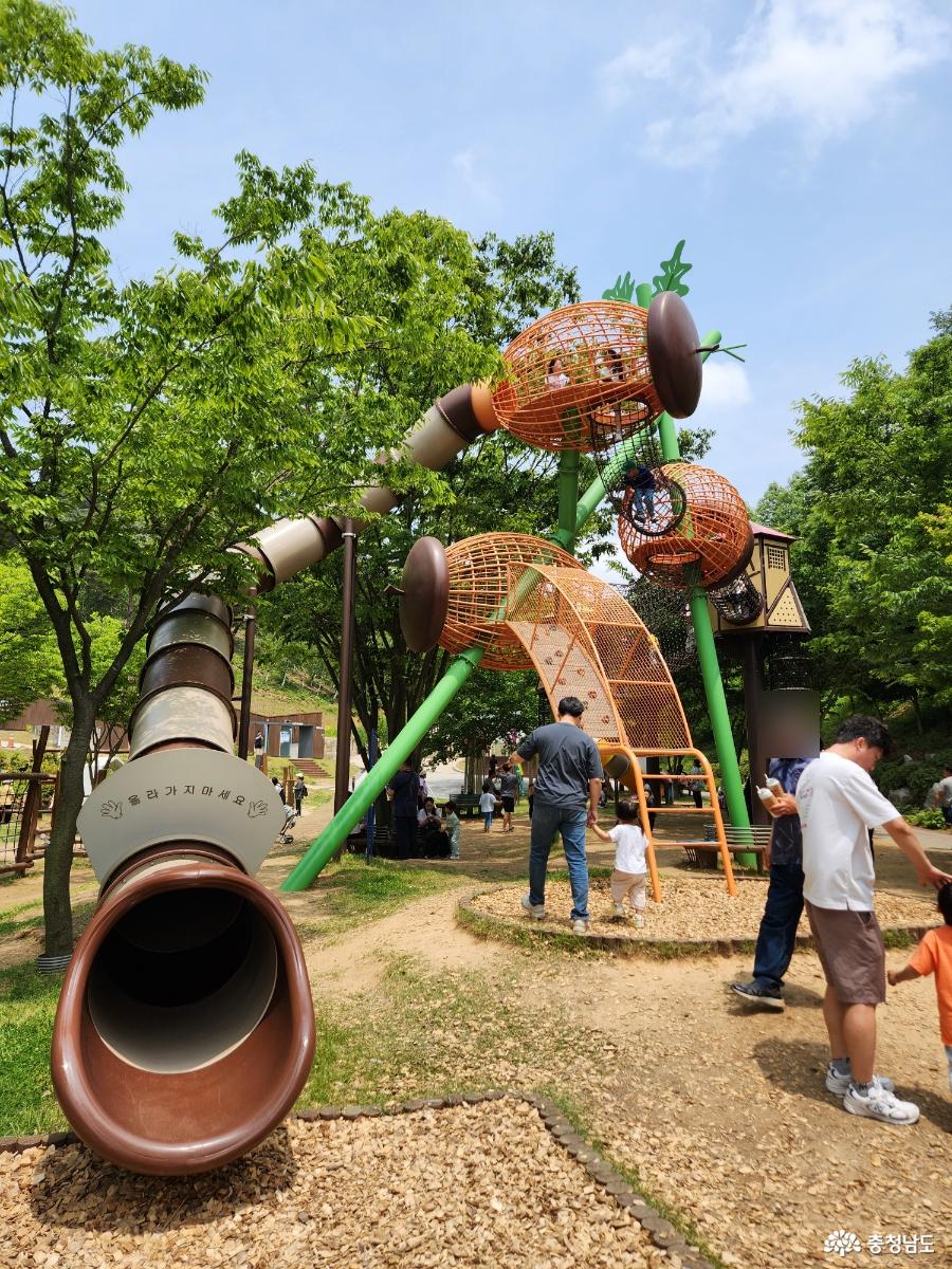 삼선산수목원 도토리미끄럼틀