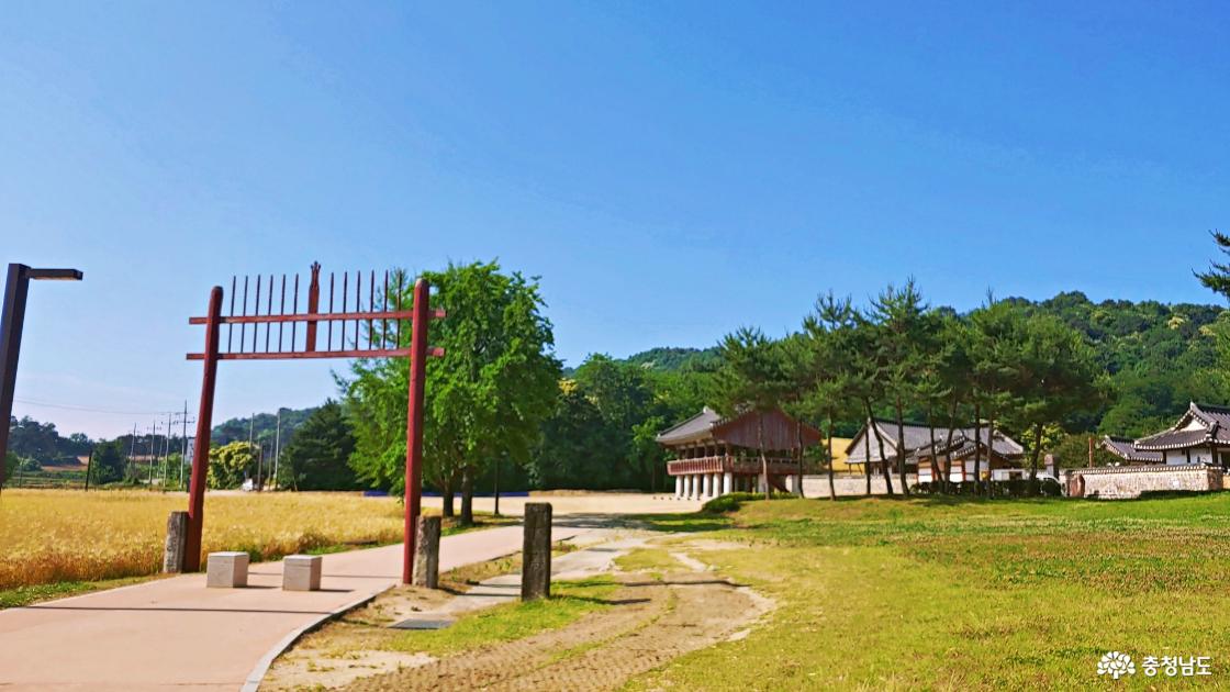 돈암서원앞 풍경 홍살문과 하마비 