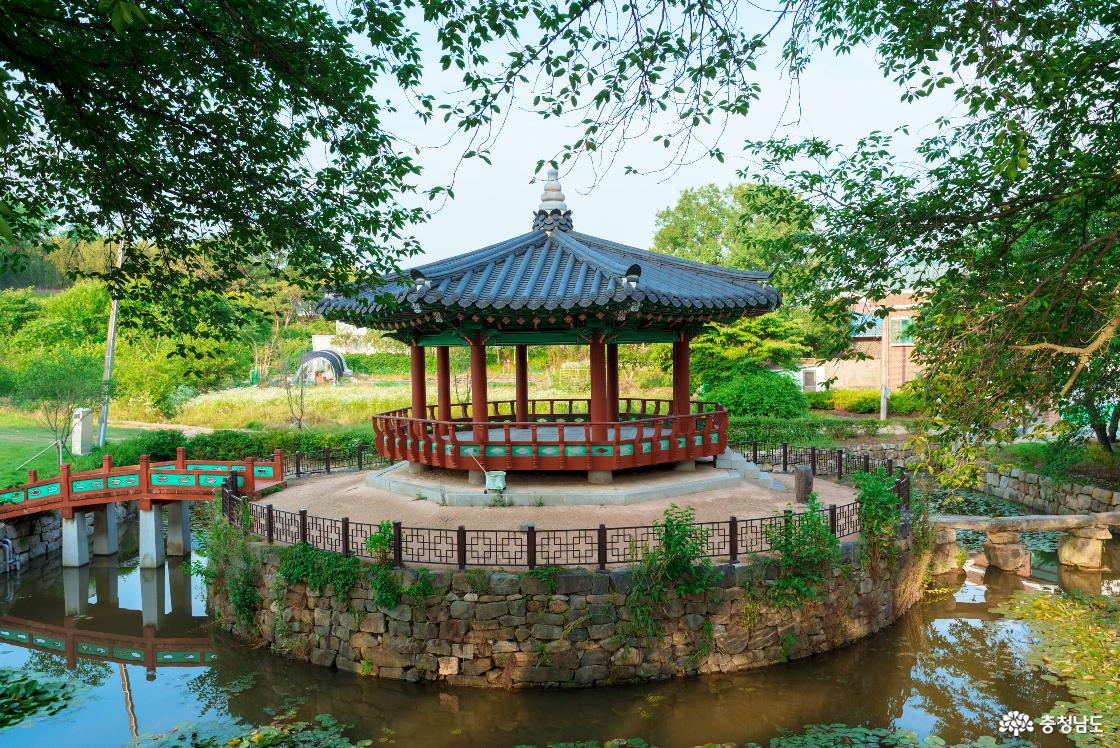 군자정