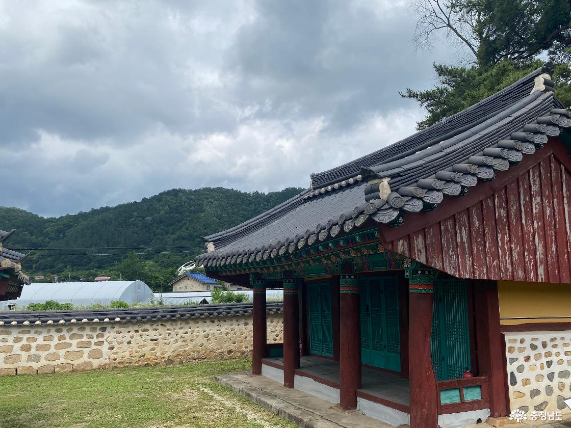 조헌 사당 내 건축물