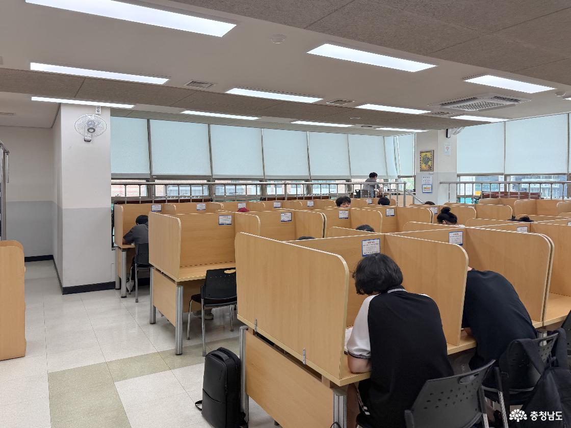 3층 도서관 일반 자료실