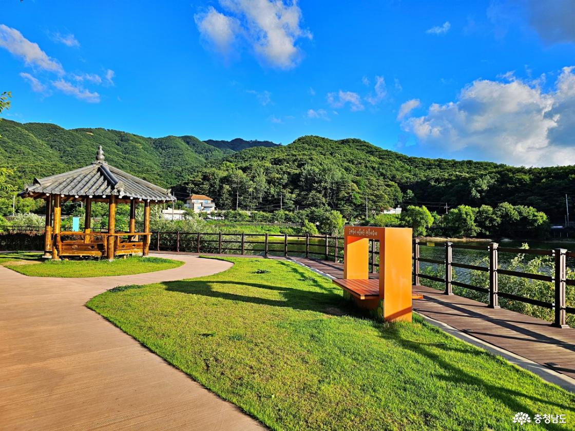 천흥저수지 풍경