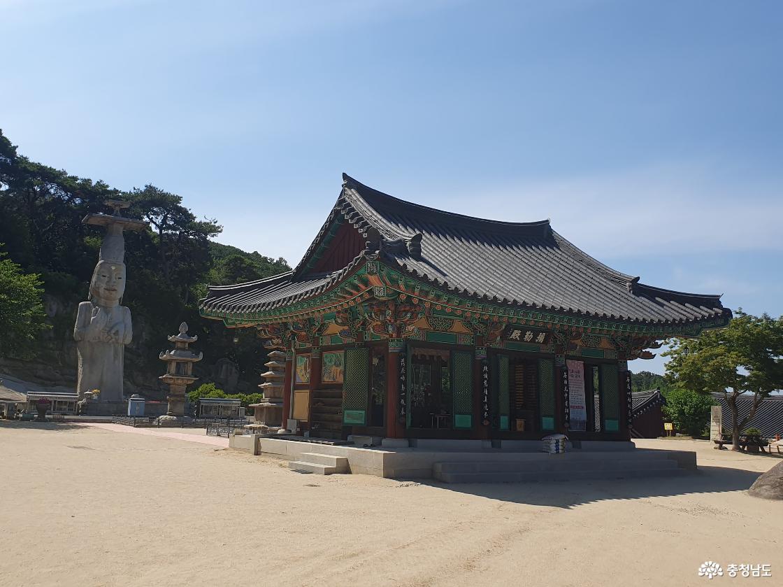 미륵전 전경