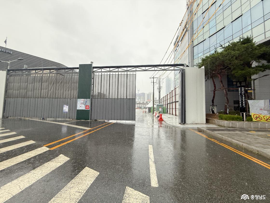 공사장 입구