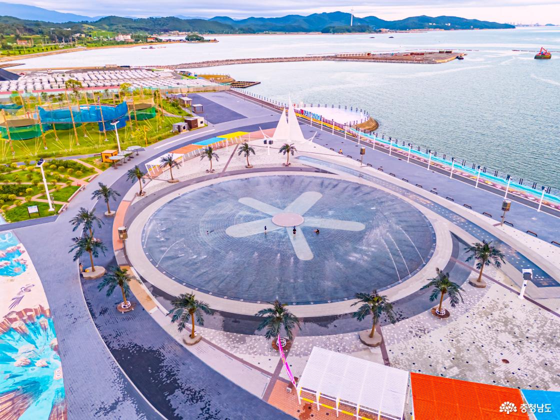 남당항해양분수공원 전경 사진