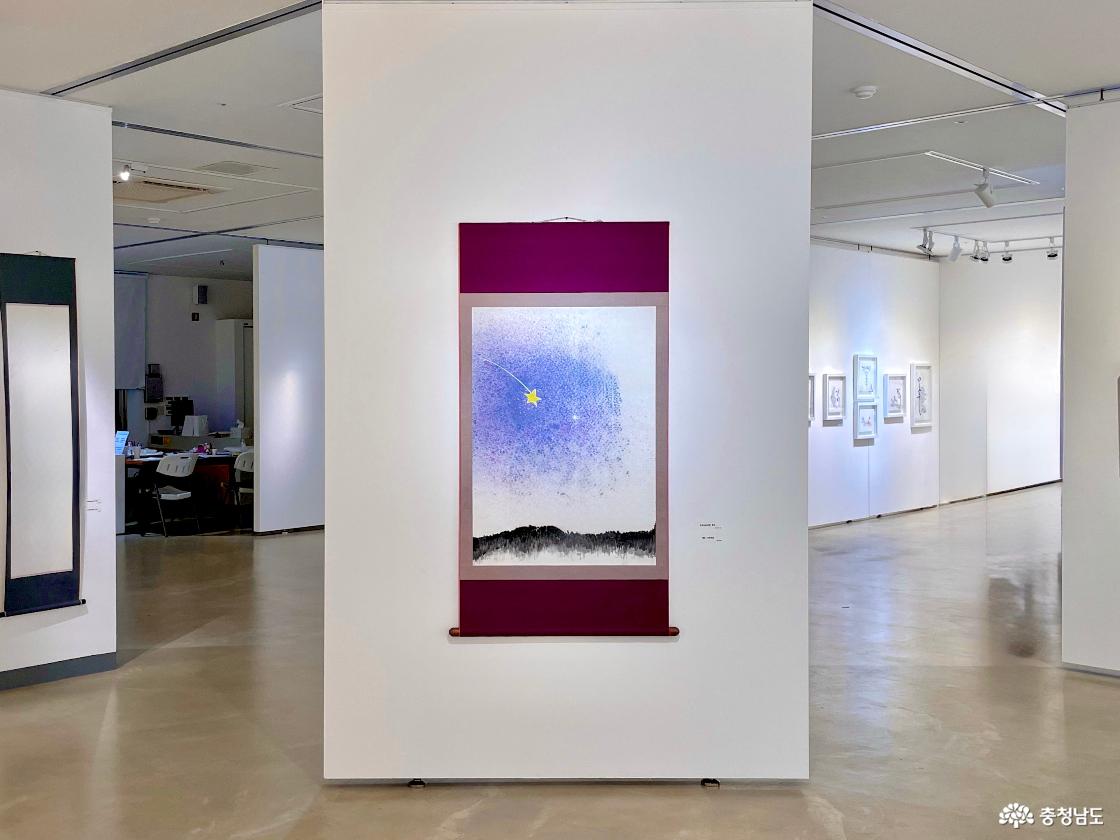 삼거리갤러리의 내부 구조 중 일부를 담은 사진