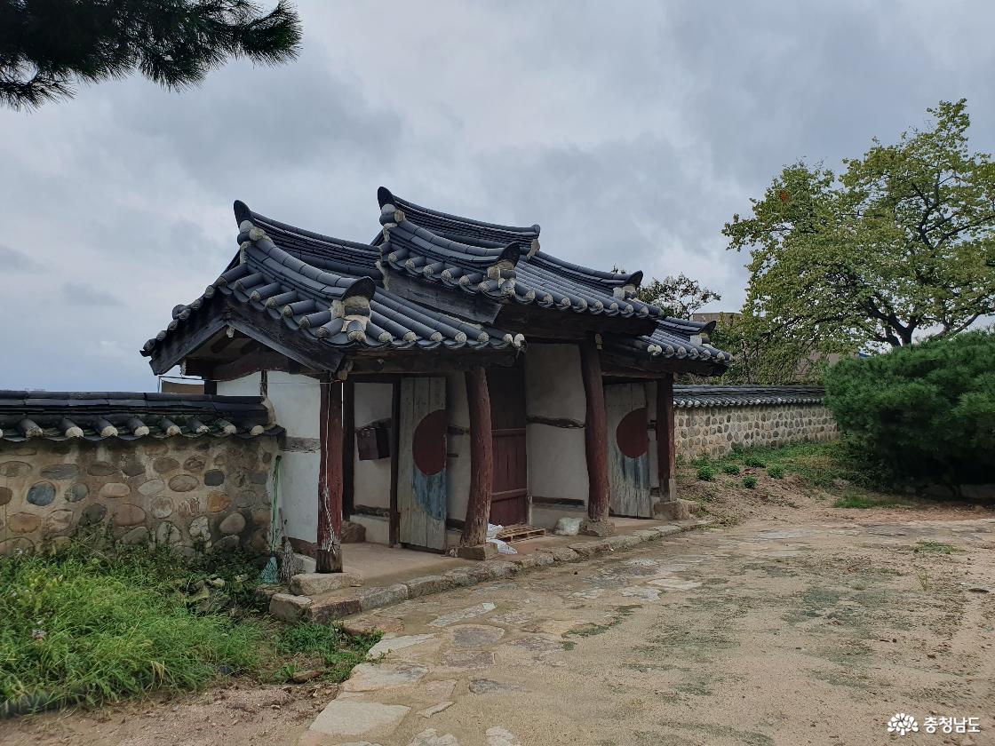 직산 향교 외삼문