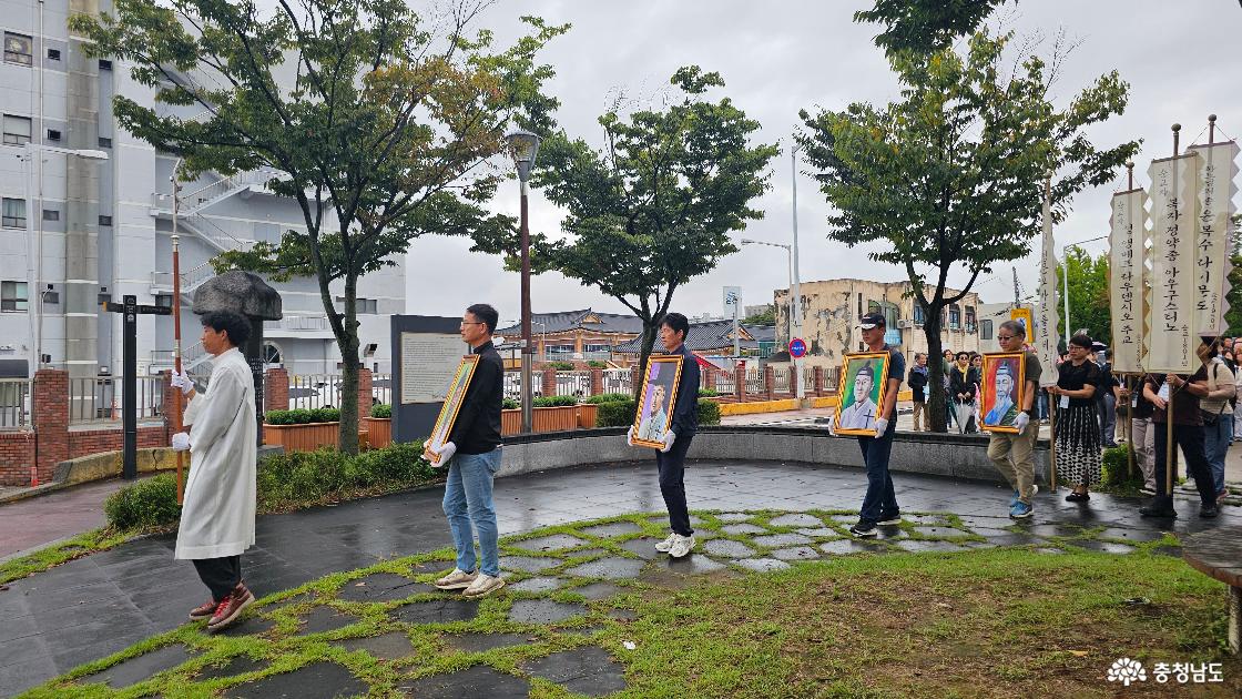 복자 영정 4위 행렬