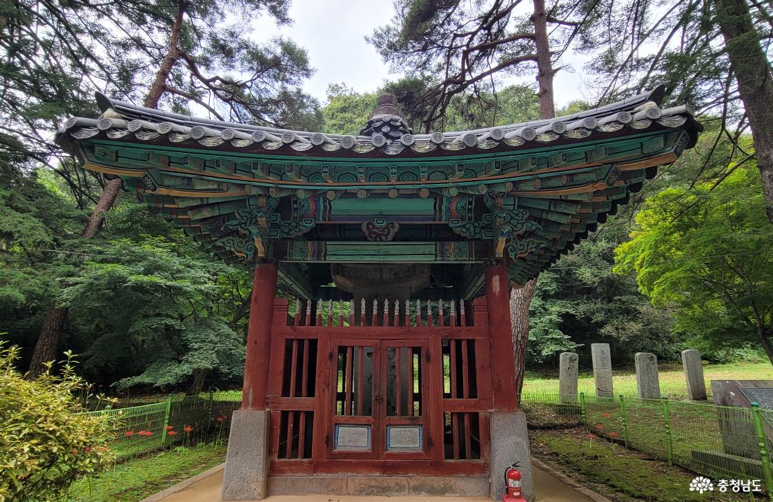 천년고찰 금산 보석사에 승병장 영구대사와 승병을 추모하는 의병승장비.