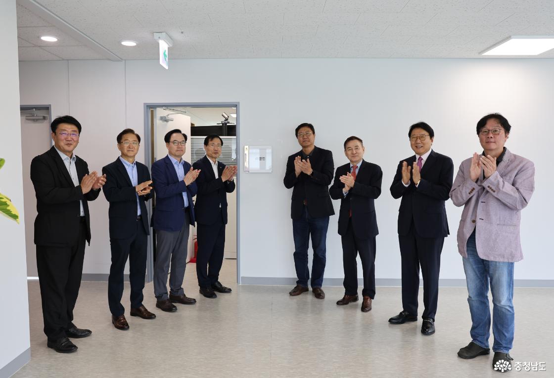 디스플레이혁신공정센터 입주 현판식 개최