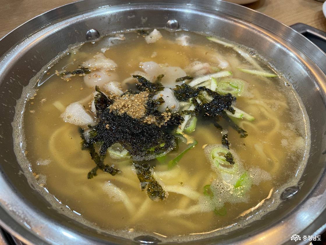 시그니처메뉴 칼제비