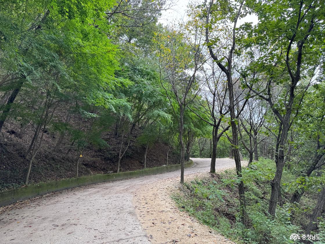 영인산