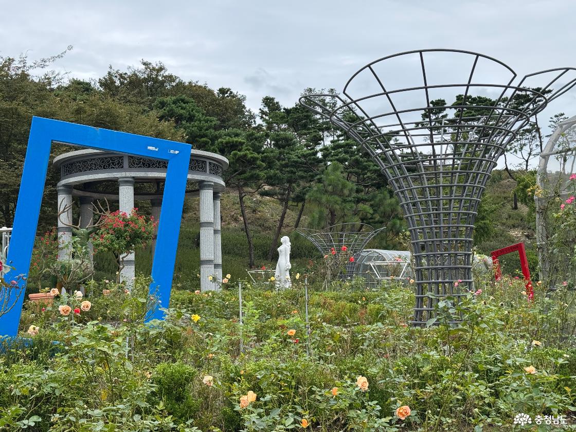 영인산